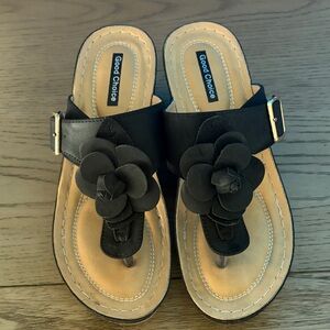 Good Chic Black Floral Women's Sandals